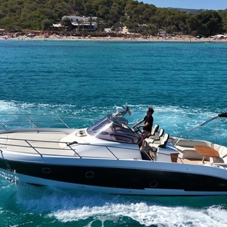 Boat image 1
