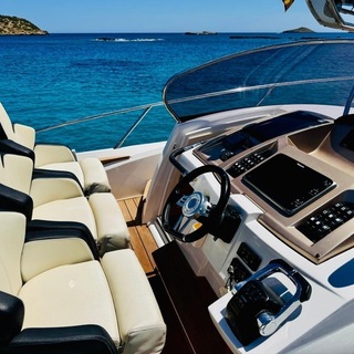 Boat image 11
