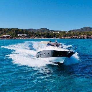Boat image 3