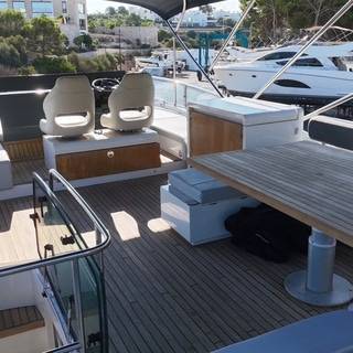 Boat image 5