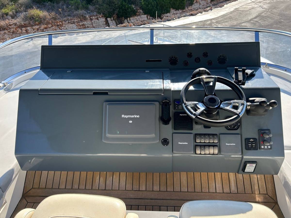 Fairline 55