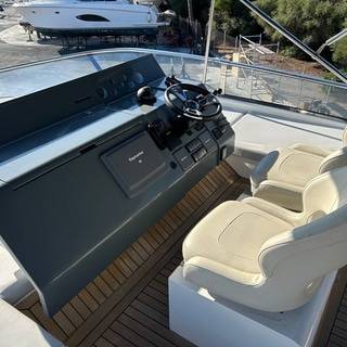 Boat image 9