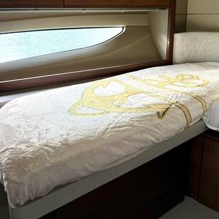 Boat image 82