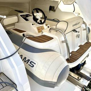 Boat image 24