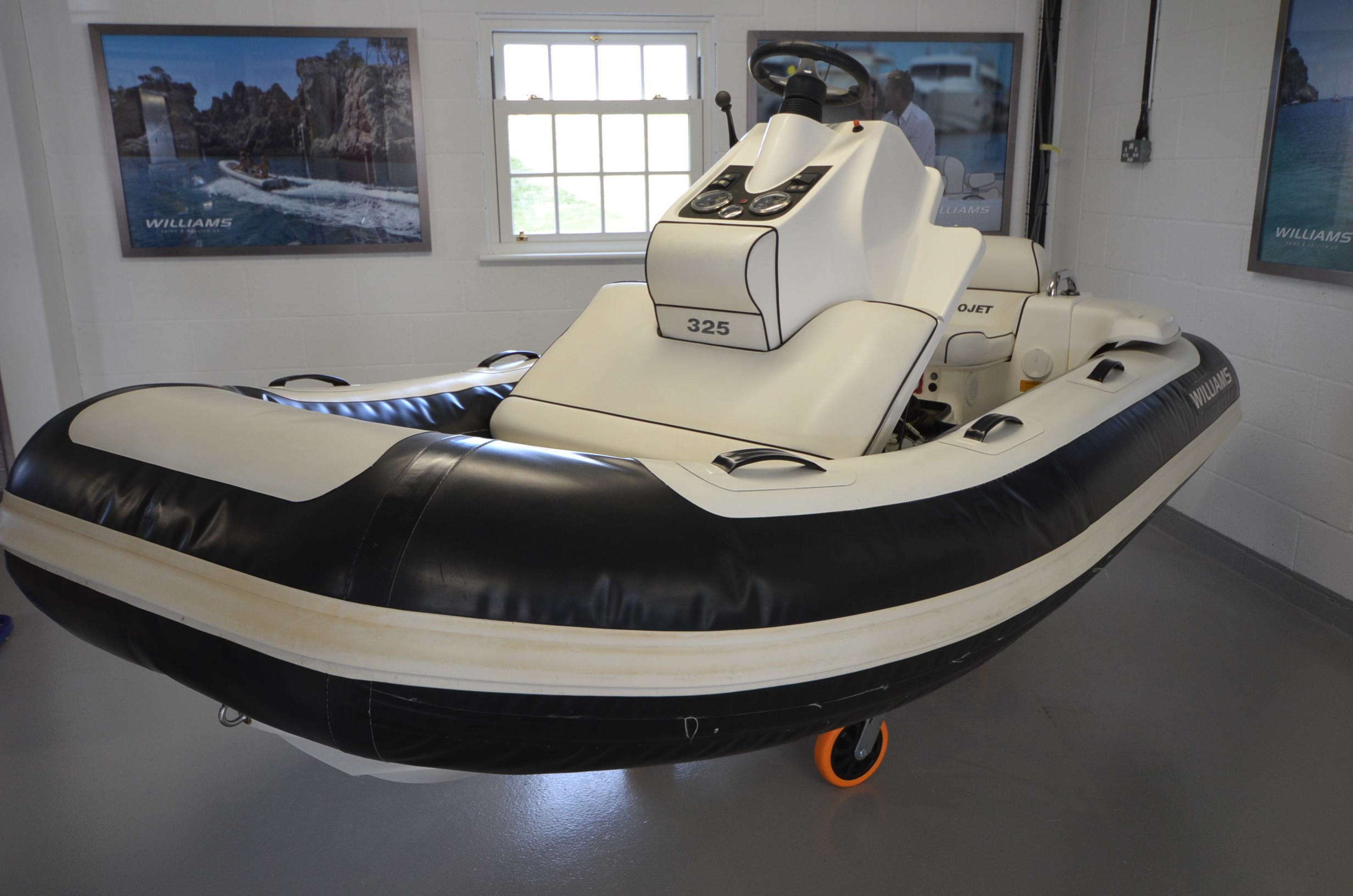 SOLD 2013 Williams Turbo Jet 325 Boats.co.uk