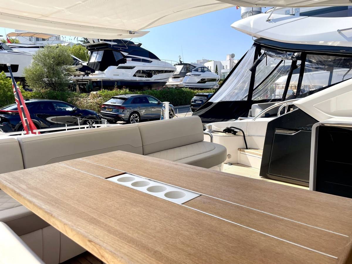 Fairline 65 GTO