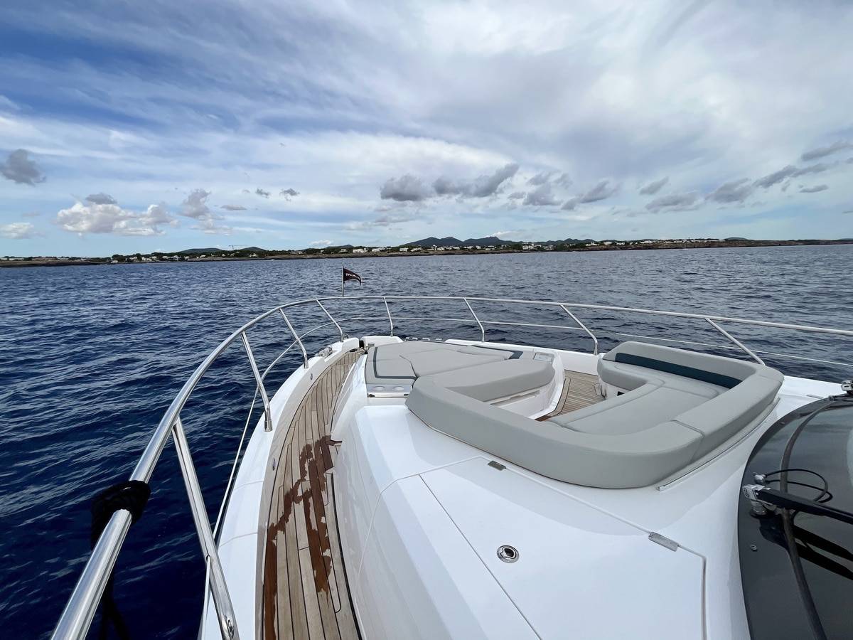 Fairline 58