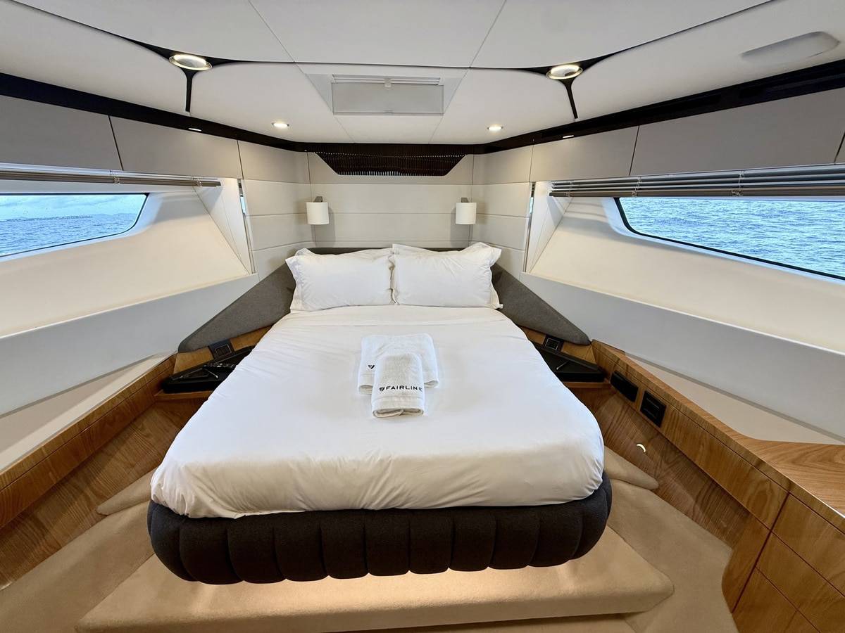 Fairline 58