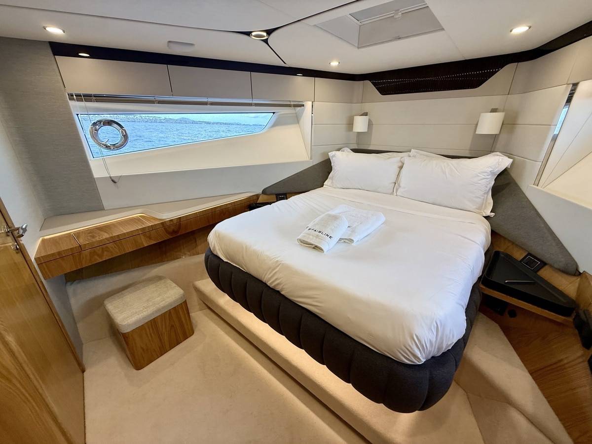 Fairline 58