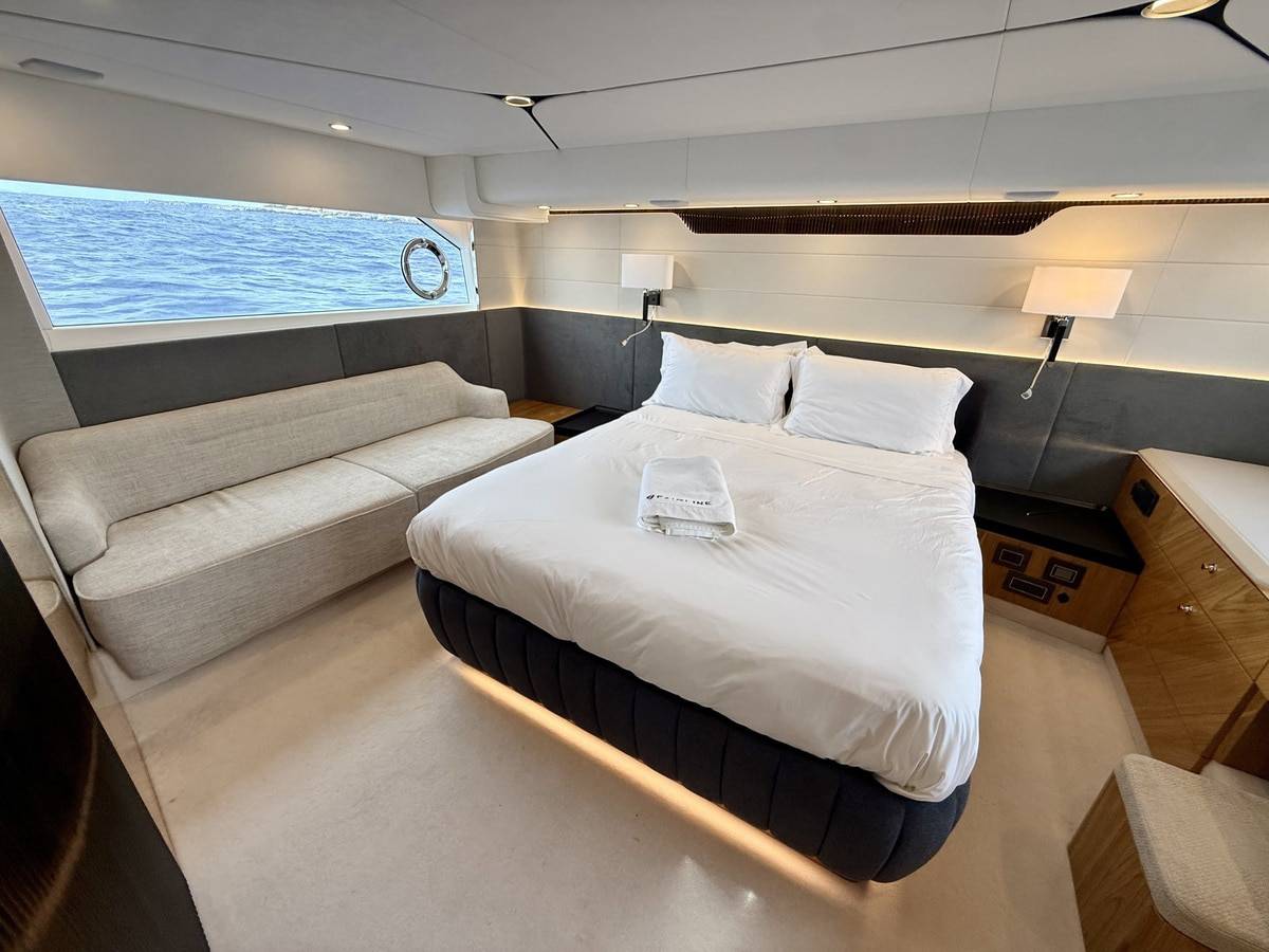 Fairline 58