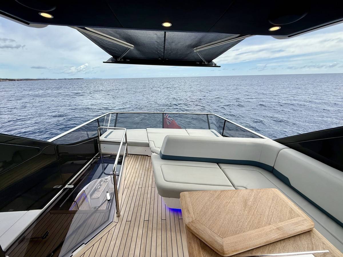 Fairline 58