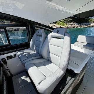 Boat image 19