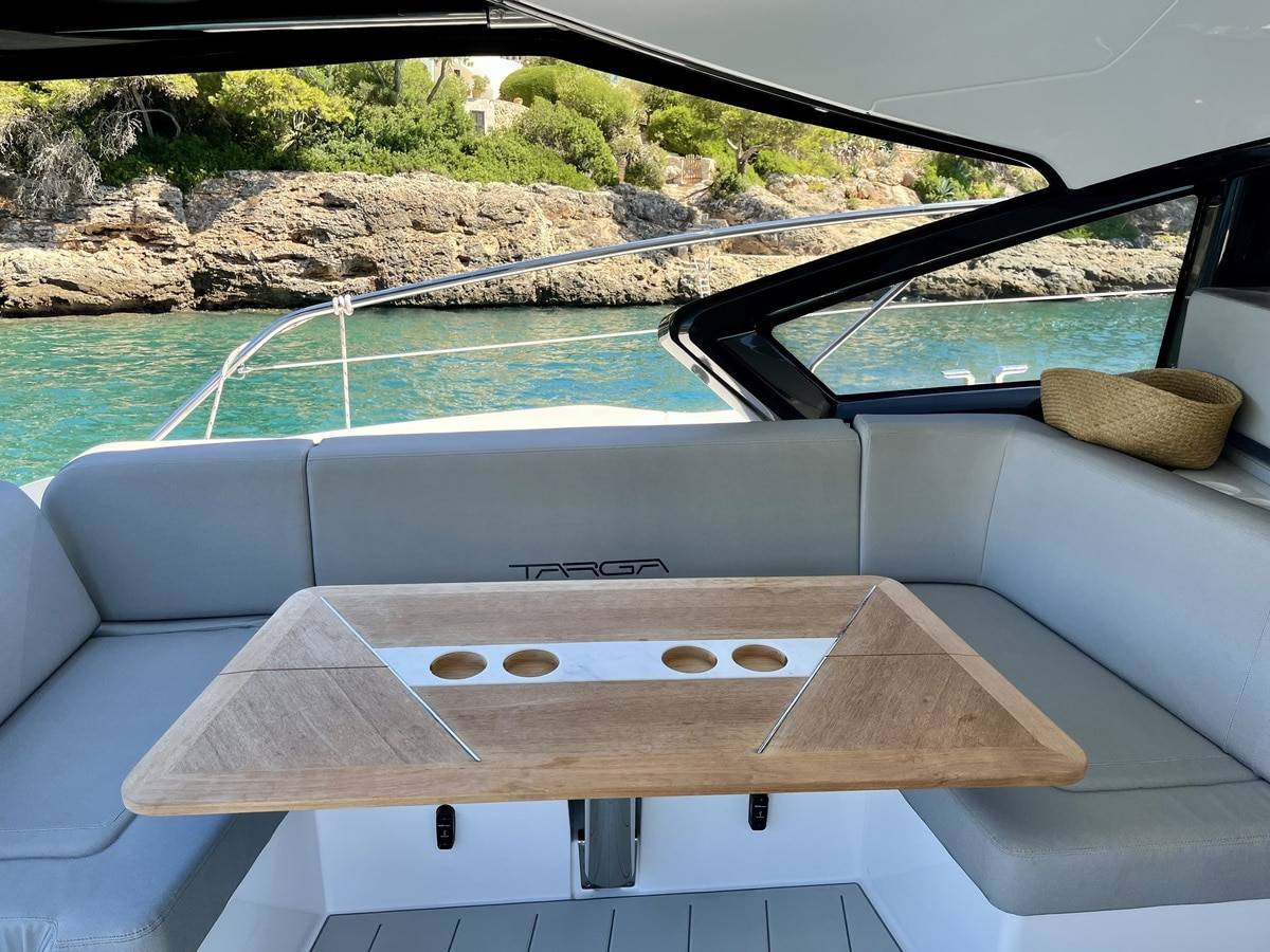 Fairline 40