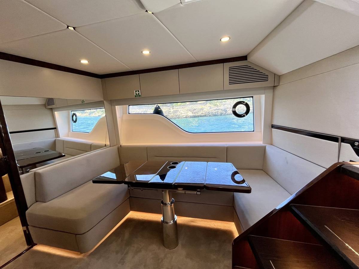 Fairline 40