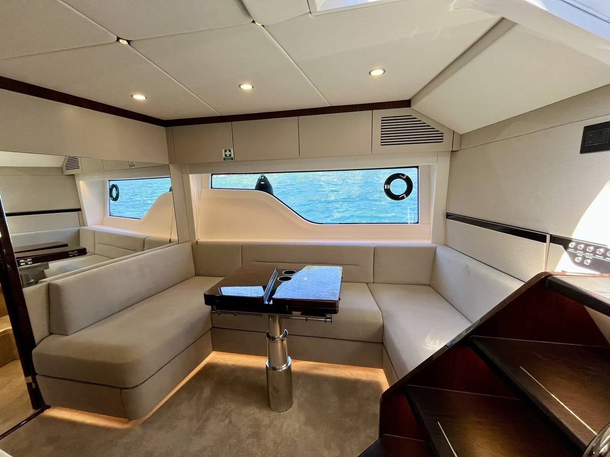 Fairline 40