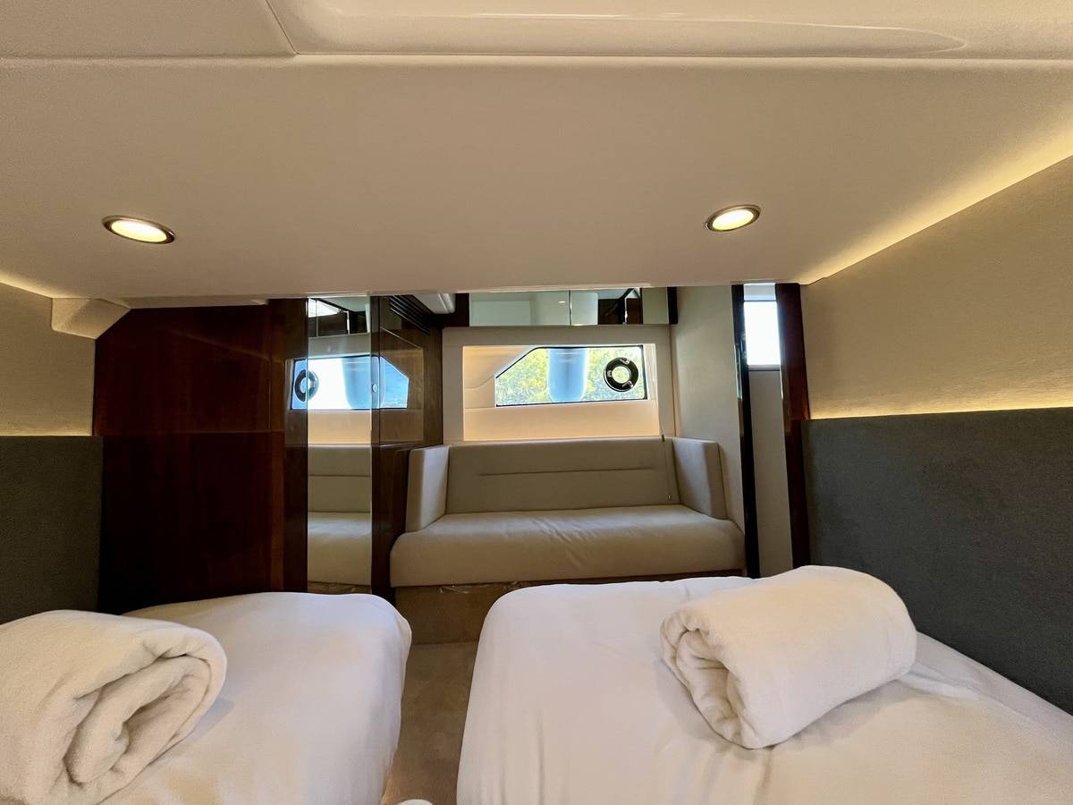 Fairline 40