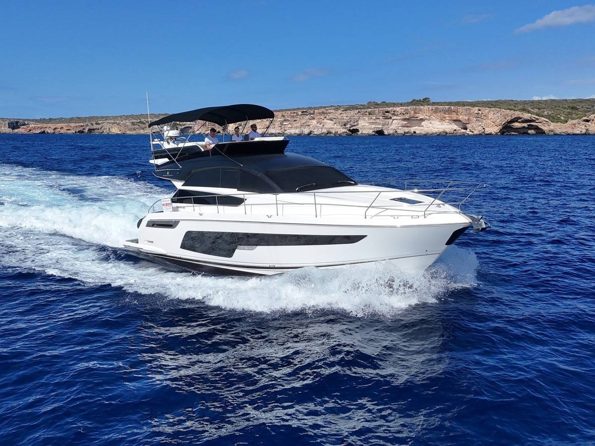Fairline 50