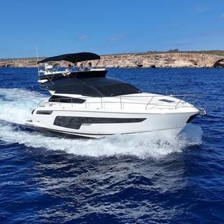 Boat image 1