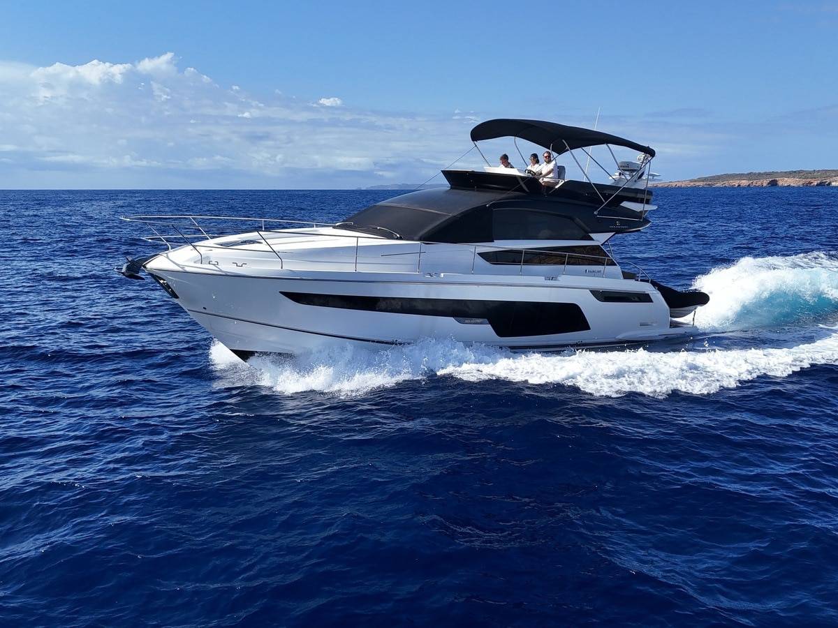 Fairline 50
