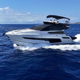 Boat image 3