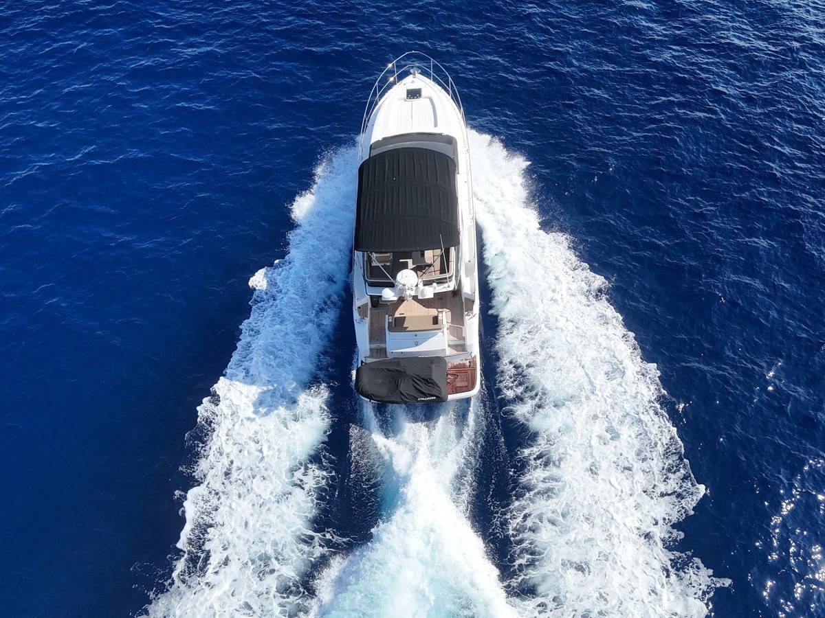 Fairline 50