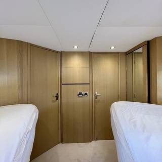 Boat image 19