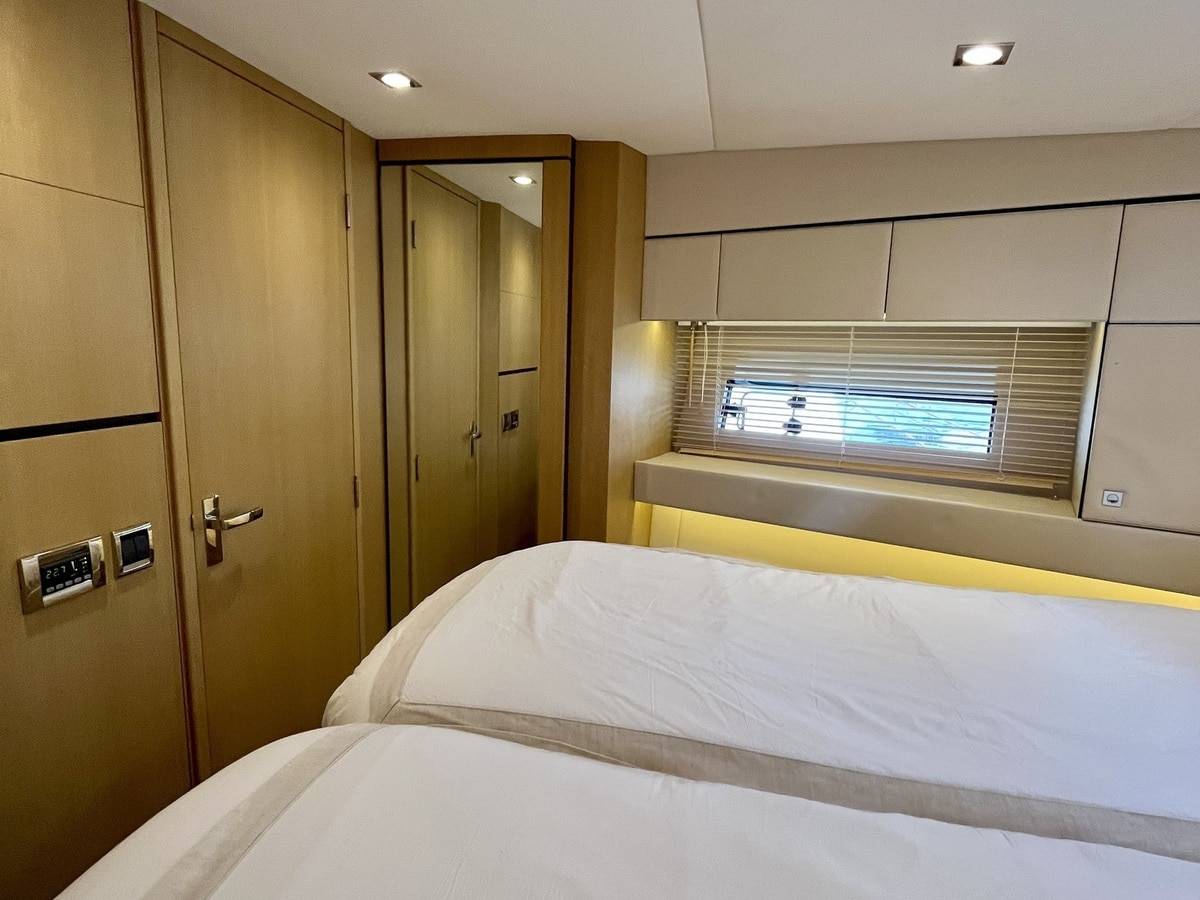 Fairline 48 Open
